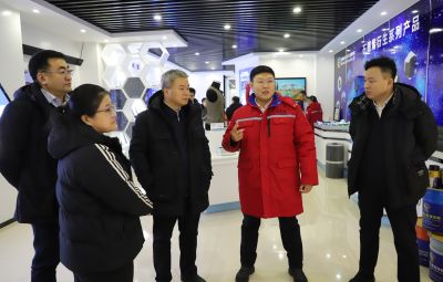 中国建设银行黑龙江省分行党委书记、行长王东一行到6731顶级游戏走访调研